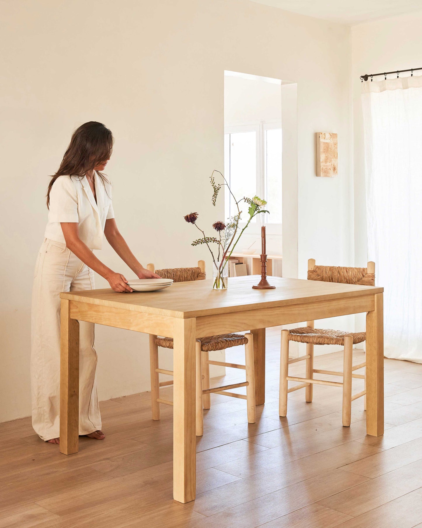 Serava Dining Table