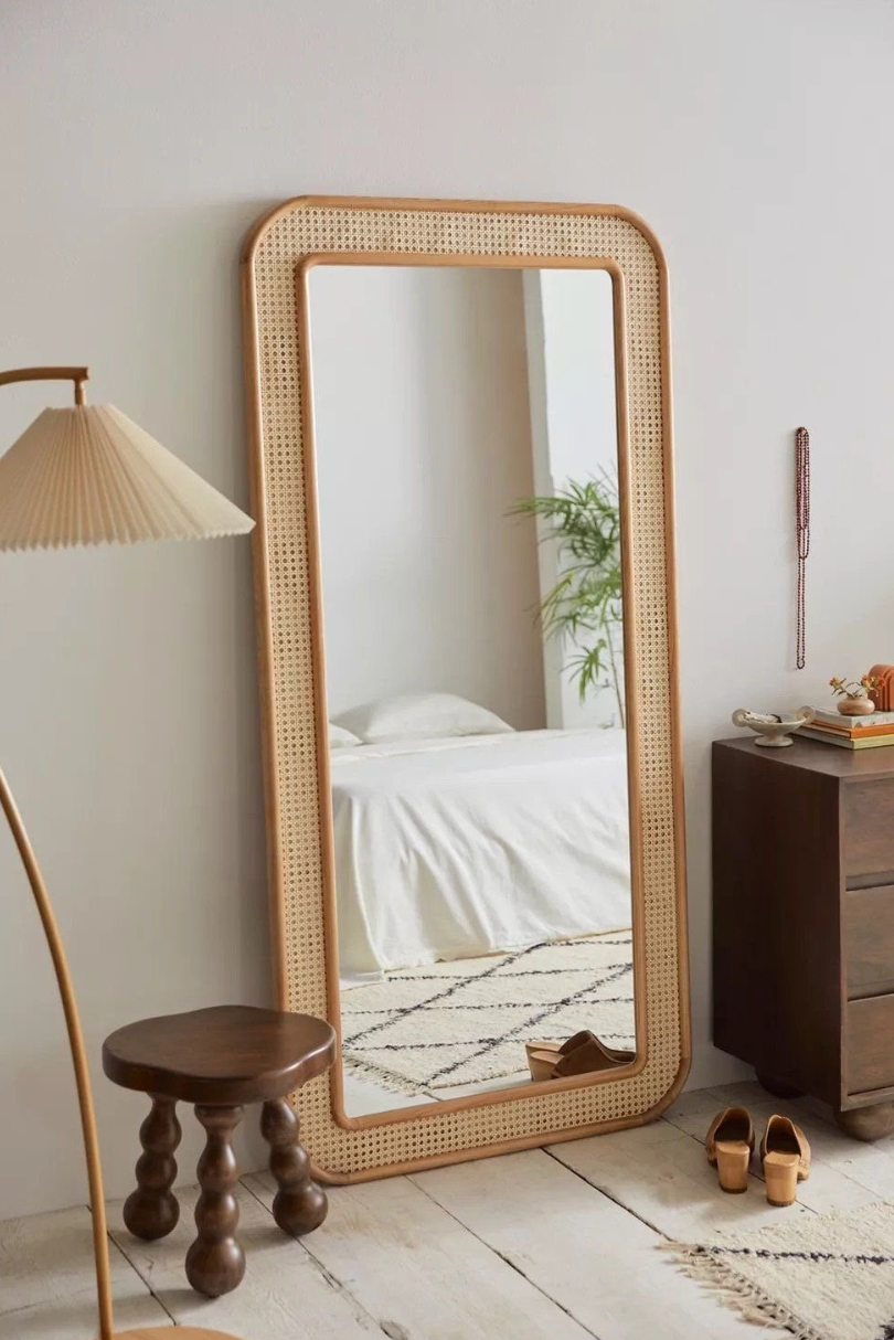 The Mabelle Mirror