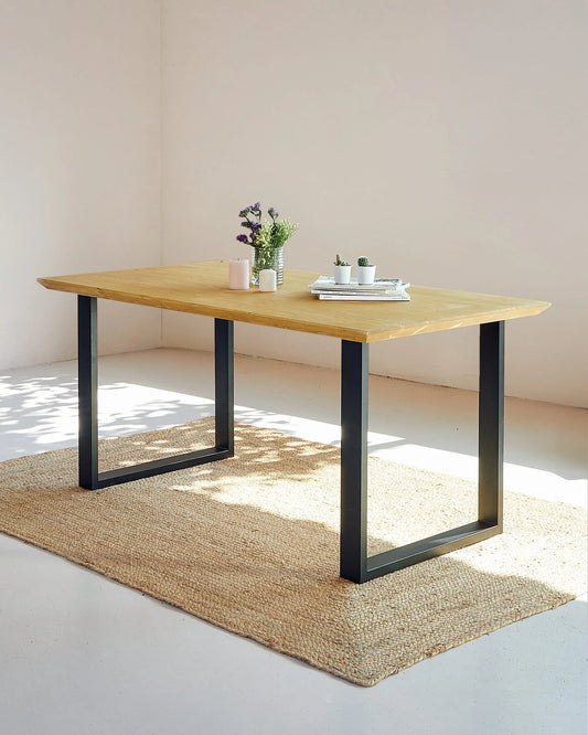 Maelis Dining Table