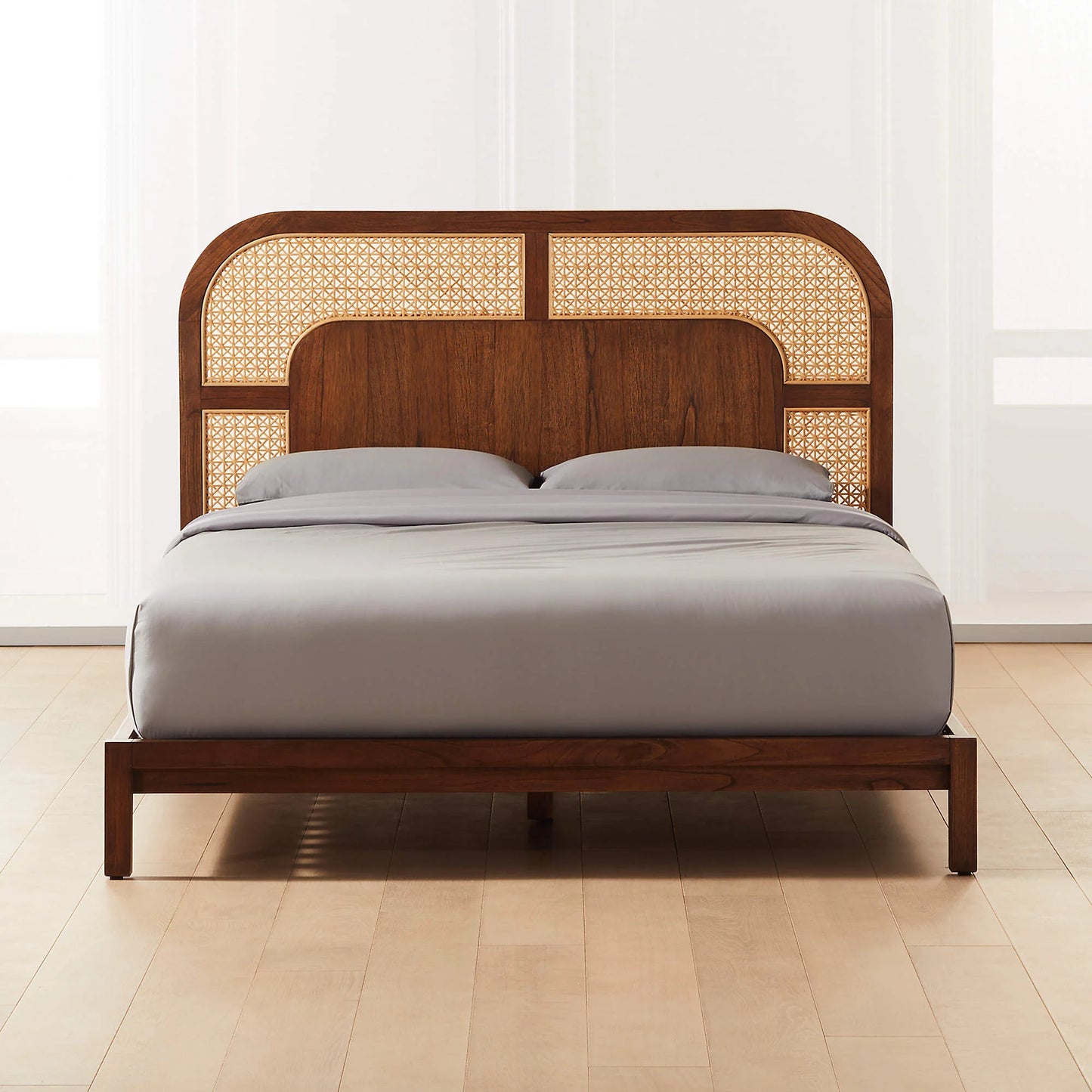 Canellé Bed