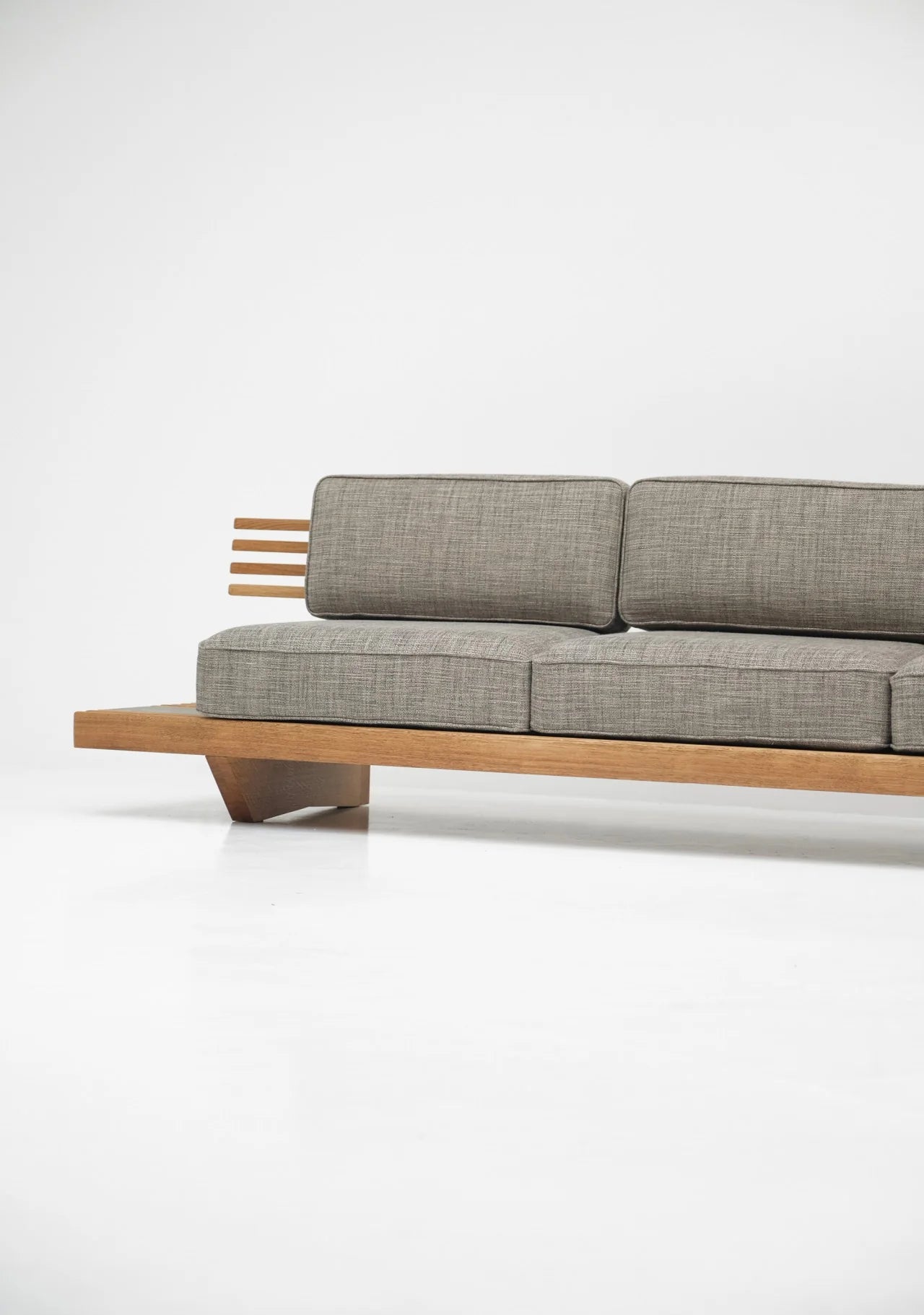 Rivo Sofa